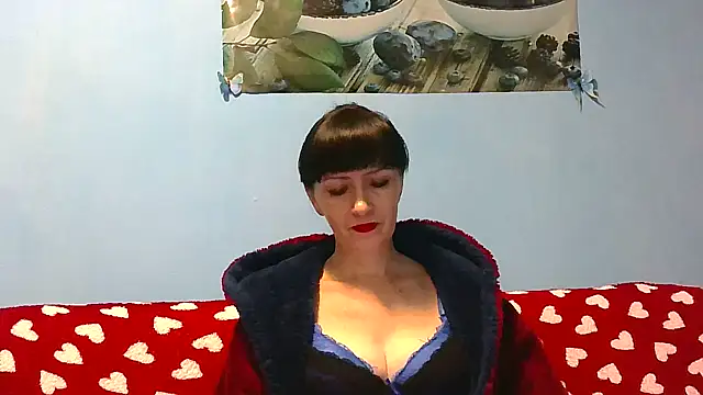 Snapshot of IffetLove42 chatting on November 16, 6:34 pm IffetLove42 online show from November 16, 6:34 pm