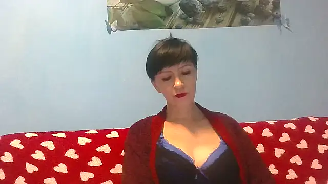 Snapshot of IffetLove42 chatting on November 12, 6:12 pm IffetLove42 online show from November 12, 6:12 pm