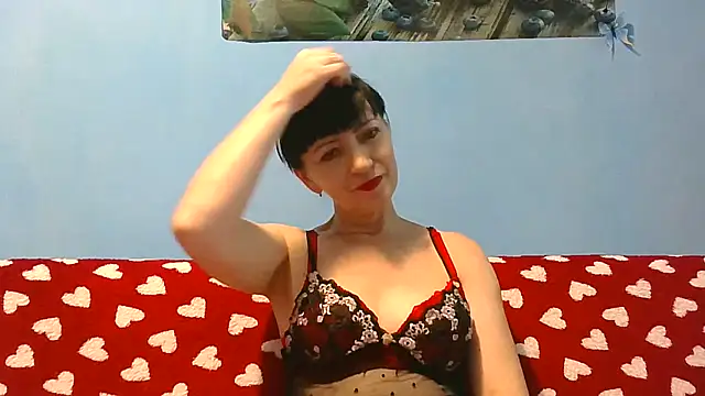 Snapshot of IffetLove42 chatting on June 30, 9:09 am IffetLove42 online show from June 30, 9:09 am