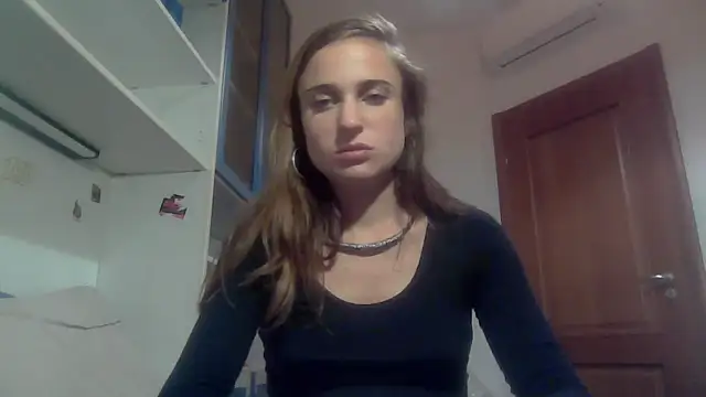 SinnEmily online show from December 3, 9:14 pm