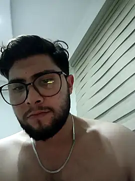 Mstfaavan64 online show from April 3, 12:17 am