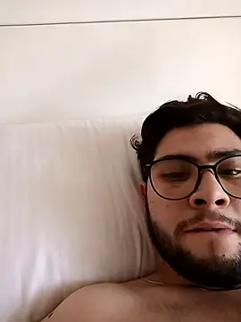 Mstfaavan64 online show from December 23, 9:52 am