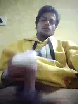 Snapshot of Luckysucks chatting on November 30, 12:28 pm Luckysucks online show from November 30, 12:28 pm