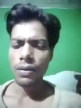 Snapshot of Luckysucks chatting on November 2, 6:02 pm Luckysucks online show from November 2, 6:02 pm