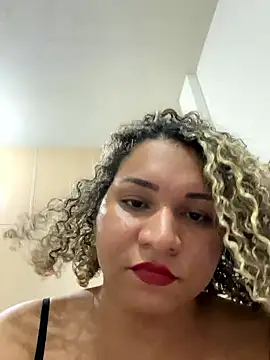 Snapshot of transnovata065 chatting on January 8, 1:55 am transnovata065 online show from January 8, 1:55 am