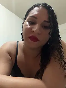 Snapshot of transnovata065 chatting on November 1, 2:07 am transnovata065 online show from November 1, 2:07 am