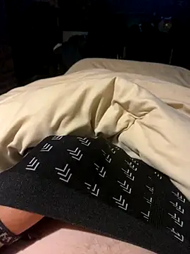 Snapshot of FestiveWolf225 chatting on November 4, 7:06 pm FestiveWolf225 online show from November 4, 7:06 pm