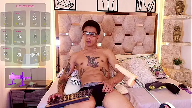 Andrew Haalls online show from February 24, 8:31 pm