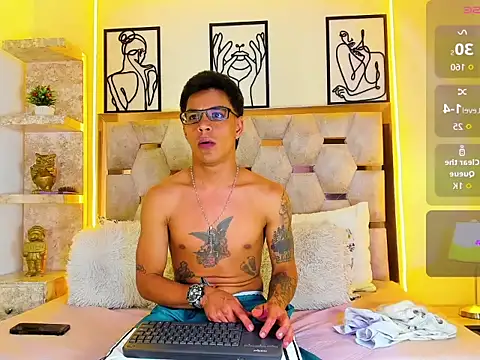 Snapshot of Andrew_Haalls chatting on October 28, 12:59 pm Andrew Haalls online show from October 28, 12:59 pm