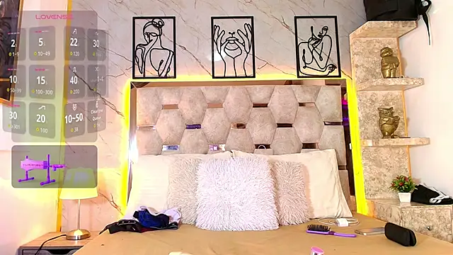 Andrew Haalls online show from April 18, 2:30 pm