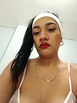 brendaxlovee online show from December 2, 12:11 am