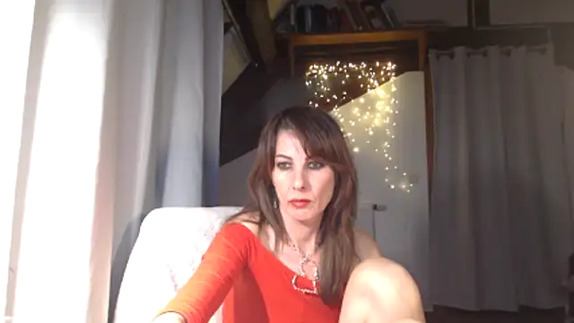 MissDyannis online show from March 29, 10:22 pm