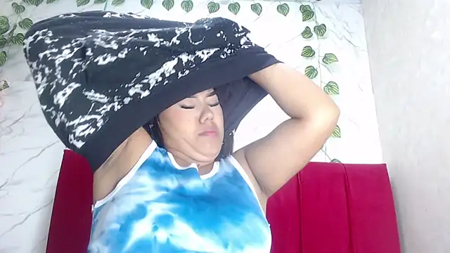 amandacanelacm online show from March 21, 3:08 am