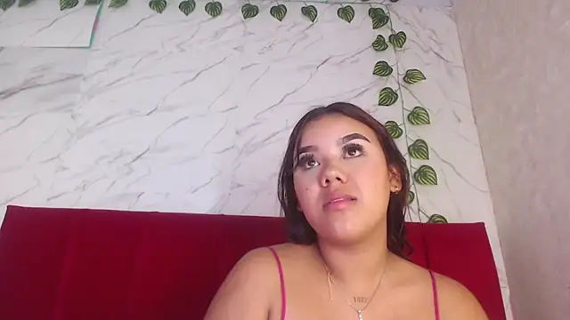 Snapshot of amandacanelacm chatting on February 24, 3:29 am amandacanelacm online show from February 24, 3:29 am