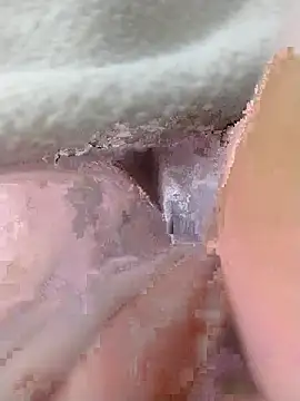 Snapshot of Gabrielhy35 chatting on October 31, 5:15 am Gabrielhy35 online show from October 31, 5:15 am