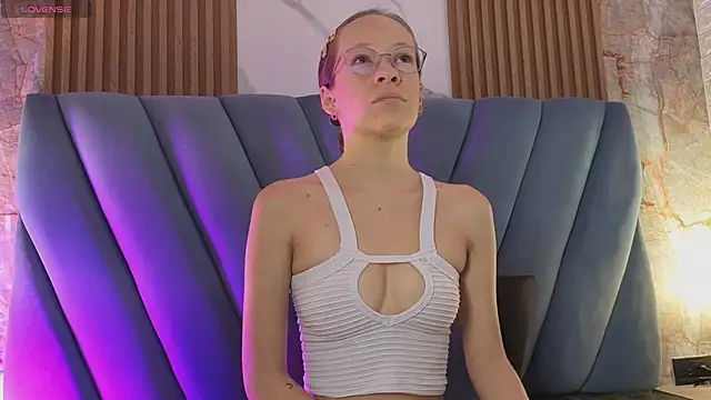 Salome cruxx online show from April 15, 12:10 pm