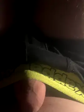 Snapshot of Goldendickinyou chatting on December 20, 11:40 pm Goldendickinyou online show from December 20, 11:40 pm