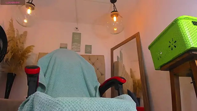 hathor  01 online show from November 26, 12:54 am