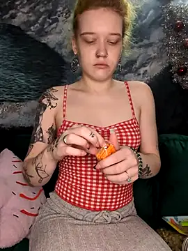 mattiethebaddieee online show from November 26, 9:26 pm