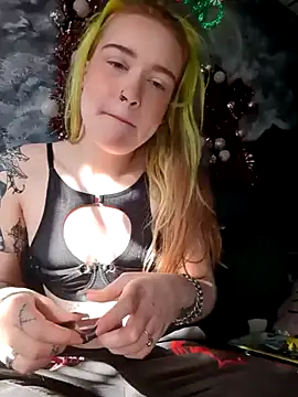 mattiethebaddieee online show from November 23, 6:29 pm