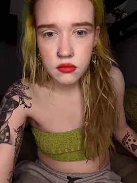 mattiethebaddieee online show from December 22, 3:39 am