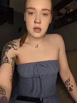 mattiethebaddieee online show from March 20, 2:01 am