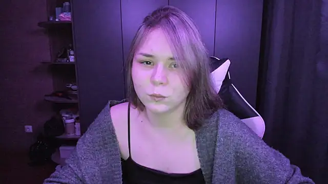 sophia lix online show from November 28, 4:29 pm