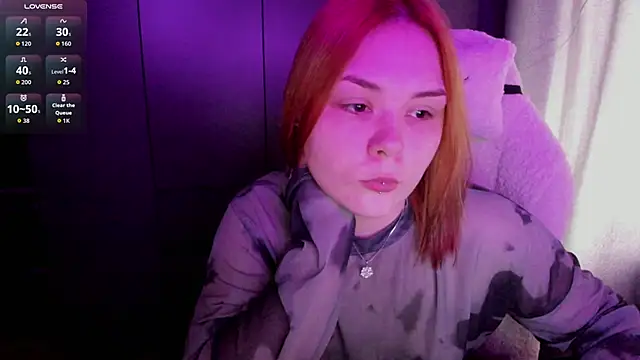 sophia lix online show from May 14, 3:03 am