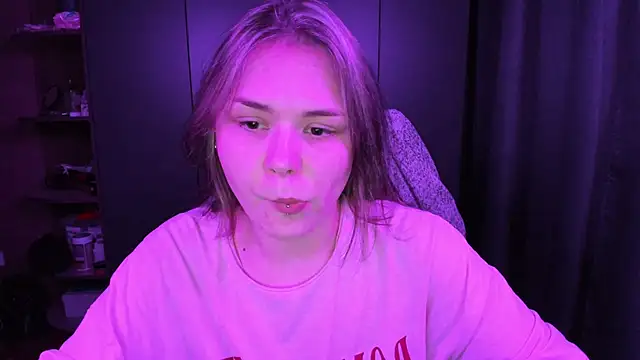 sophia lix online show from November 12, 6:12 pm