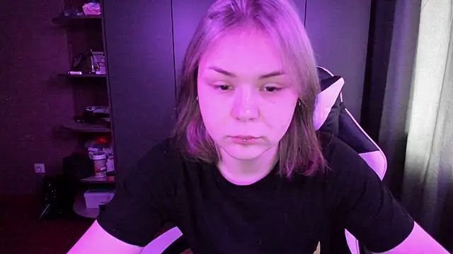 sophia lix online show from November 16, 4:39 am