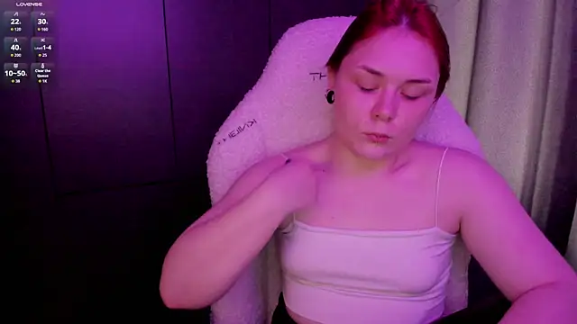 Snapshot of sophia_lix chatting on July 18, 10:40 pm sophia lix online show from July 18, 10:40 pm