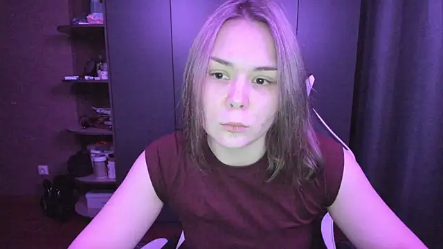 sophia lix online show from November 22, 1:32 pm