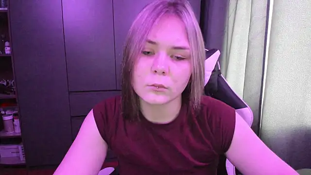 sophia lix online show from December 1, 3:29 am