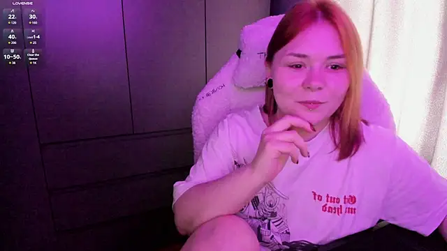 Snapshot of sophia_lix chatting on June 12, 8:01 am sophia lix online show from June 12, 8:01 am