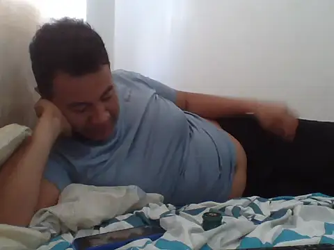 Snapshot of Fire_latino chatting on November 14, 1:59 pm Fire latino online show from November 14, 1:59 pm