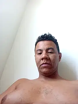 Snapshot of Fire_latino chatting on November 5, 2:42 pm Fire latino online show from November 5, 2:42 pm