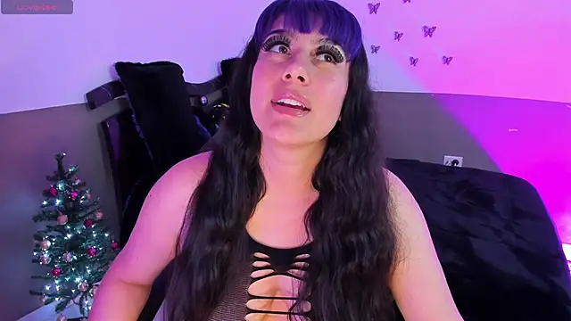 Snapshot of Monserrat_Cute_ chatting on November 25, 3:29 am Monserrat Cute online show from November 25, 3:29 am