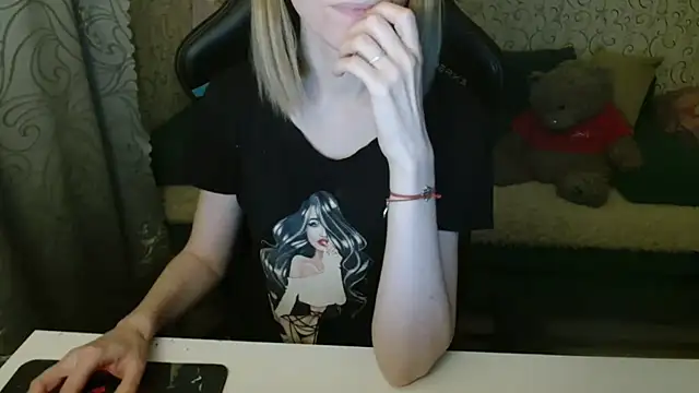 Snapshot of _Alisa_Allison_ chatting on November 9, 3:27 pm Alisa Allison online show from November 9, 3:27 pm