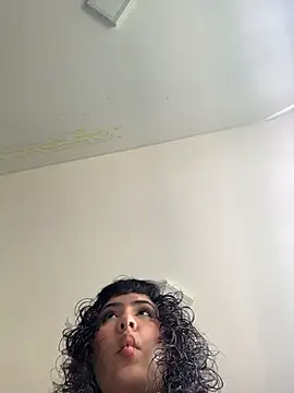 SugarTroubl33 online show from February 28, 1:44 pm