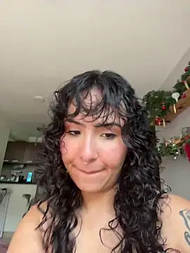 SugarTroubl33 online show from January 9, 2:13 pm