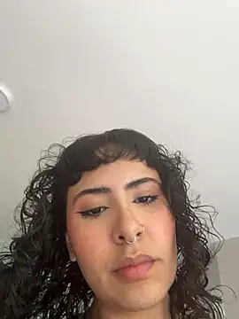 SugarTroubl33 online show from April 3, 3:07 pm