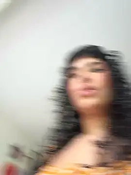 SugarTroubl33 online show from April 11, 2:10 pm