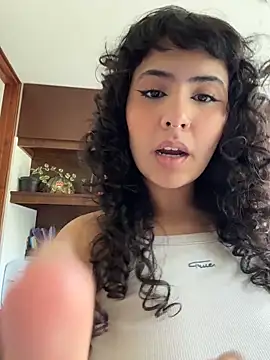 SugarTroubl33 online show from March 19, 1:55 pm