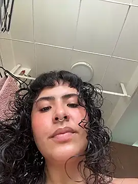 SugarTroubl33 online show from March 11, 2:11 pm