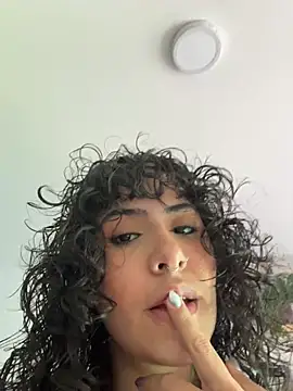 SugarTroubl33 online show from January 10, 1:39 pm