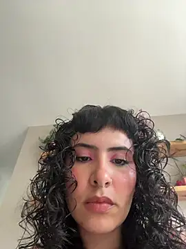 SugarTroubl33 online show from February 14, 1:55 pm