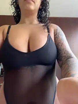 SugarTroubl33 online show from March 20, 1:01 pm