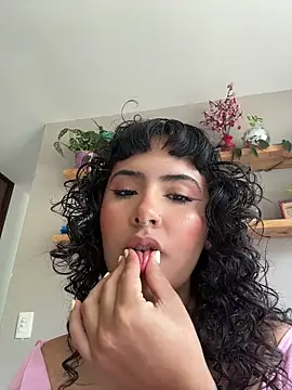 Snapshot of SugarTroubl33 chatting on June 2, 3:12 pm SugarTroubl33 online show from June 2, 3:12 pm