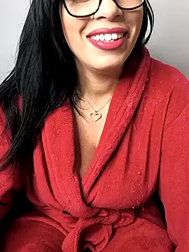 paularois online show from December 4, 3:05 am