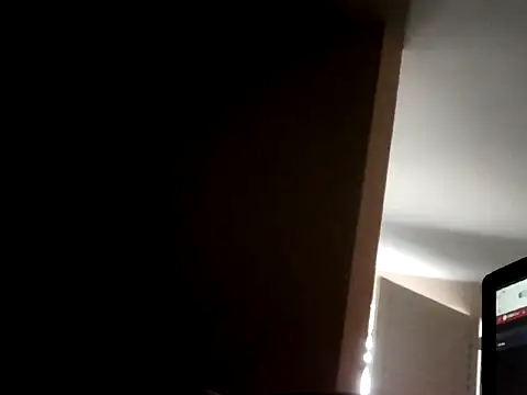 giovanift111 online show from November 25, 6:19 pm